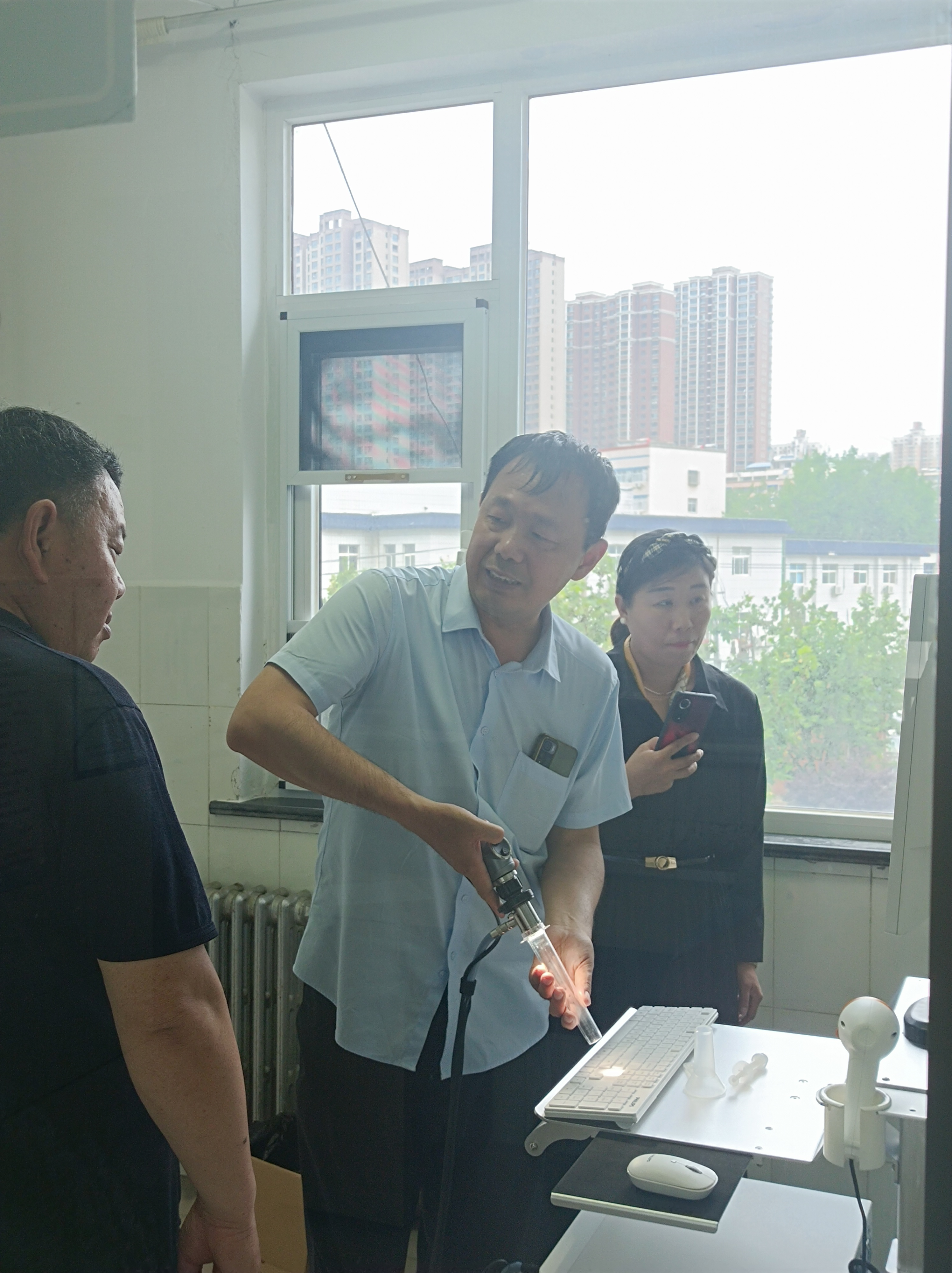 【大豆医疗】河南省郑州市某医院电子直乙肠镜检查系统装机培训